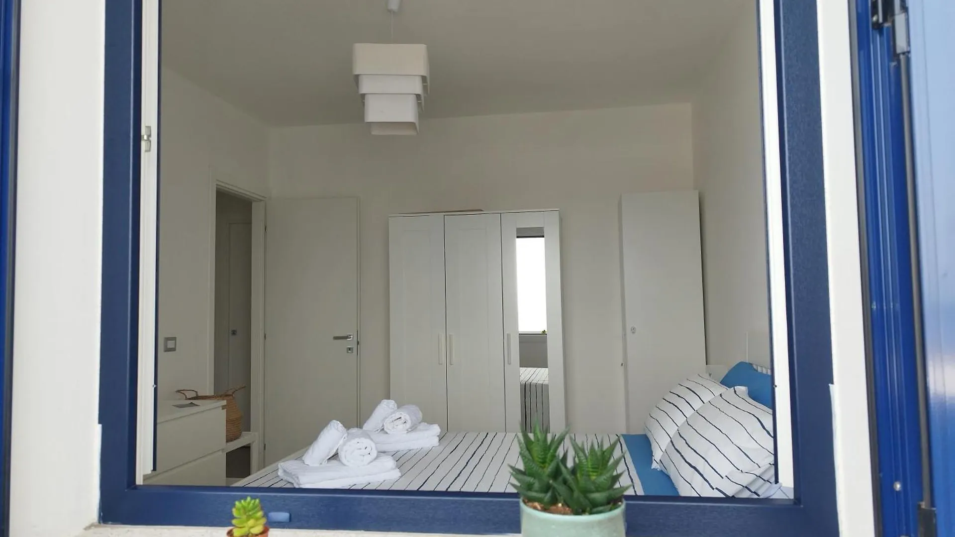 Sky And Sea Apartment קאלאסטה