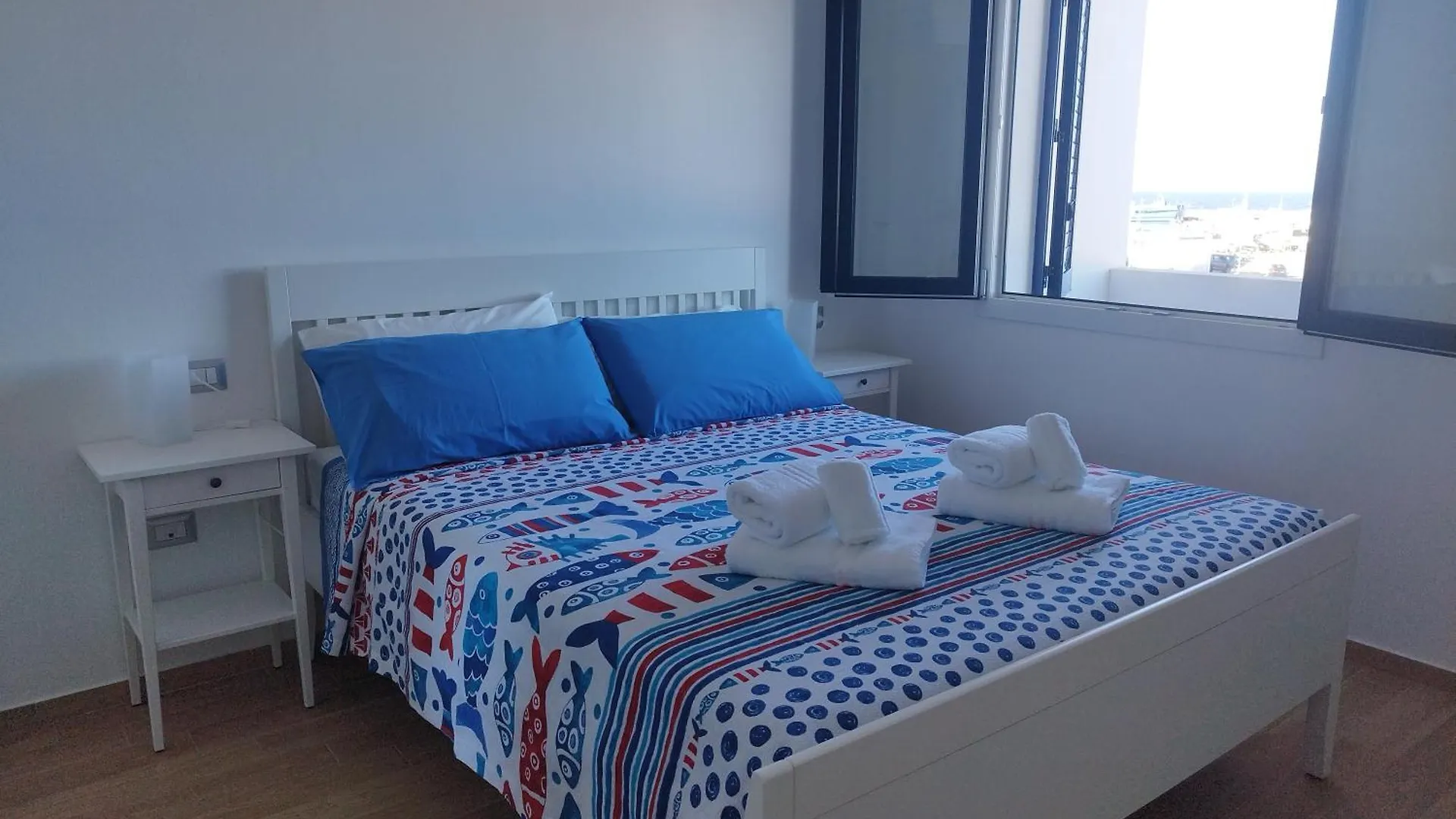 Sky And Sea Apartment קאלאסטה